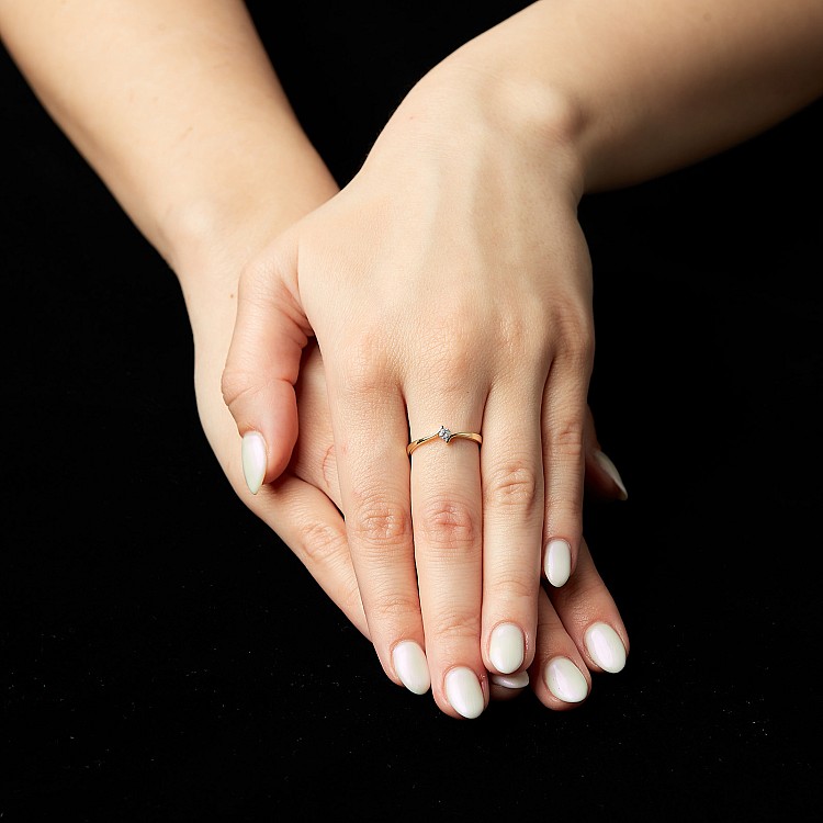 Inel de logodna din Aur 18k sau Platina cu Diamant 0.15ct - 0.25ct - model i060