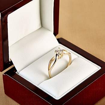 Inel de logodna din Aur 18k sau Platina cu Diamant Incolor 0.15ct - 0.25ct - model i71627