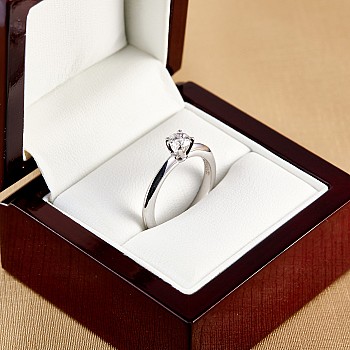 Inel de logodna din Aur 18k sau Platina cu Diamant Certificat GIA 0.50ct sau 0.70ct - model i3074