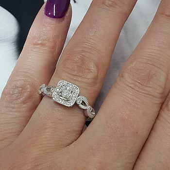 Inel de logodna SideStone din Aur 18k cu Diamant Briliant certificat GIA - model i12224