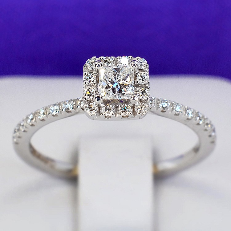 Inel de logodna din Aur 18k sau Platina cu Diamant central GIA 1.00ct si Diamante secundare - model i884