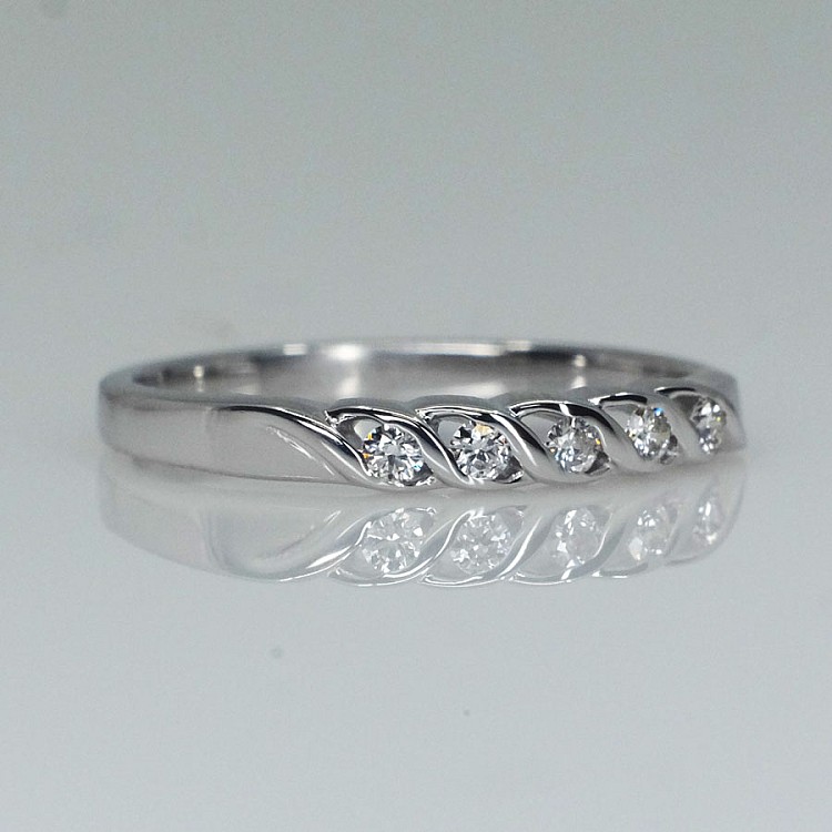 Inel Aniversar din Aur cu Diamante - model i096