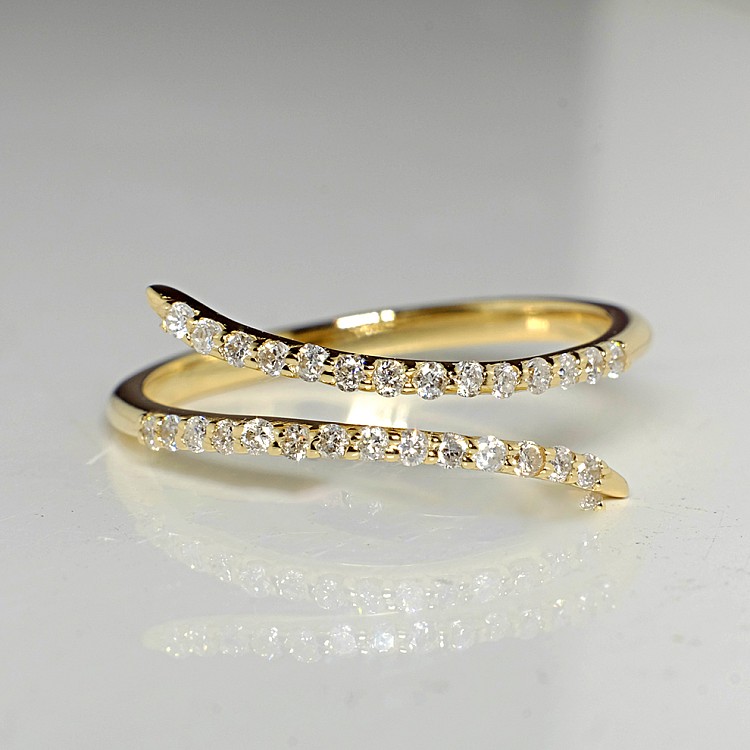 Inel Cadou din Aur cu Diamante - model i122750