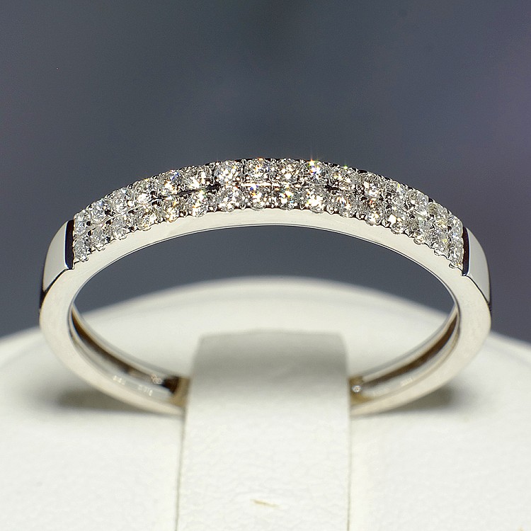 Inel Cadou din Aur cu Diamante - model i598