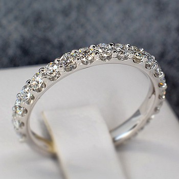 Inel Cadou din Aur sau Platina cu Diamante - model i033