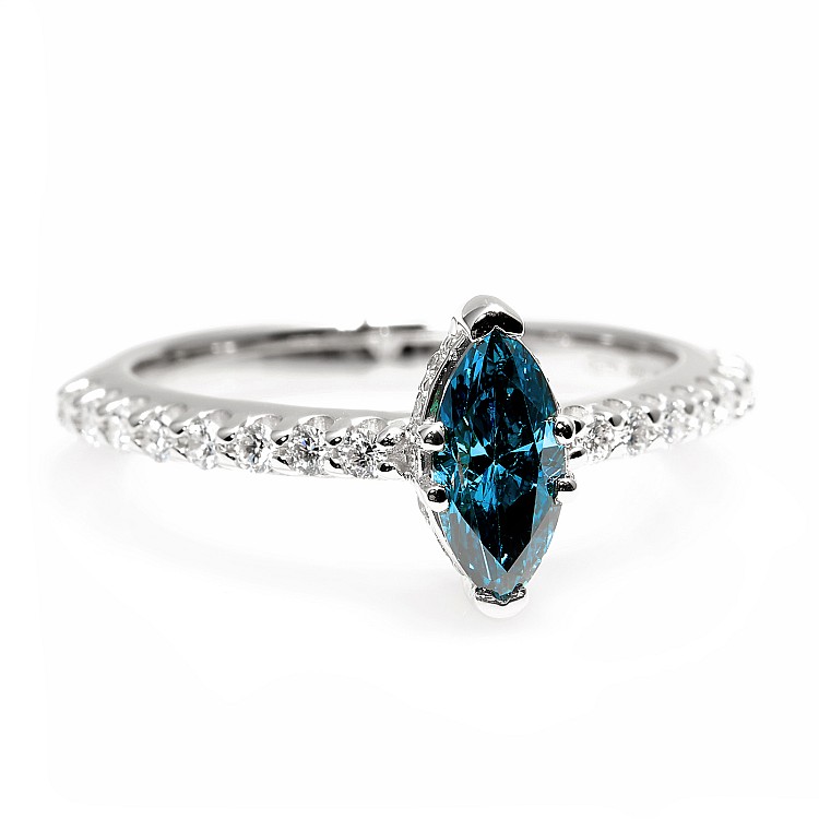 Inel de logodna din Aur 18k sau Platina cu Diamant Albastru Marquise si Diamante Incolore - model i1050