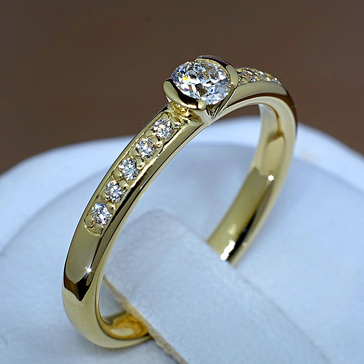 Inel de logodna din Aur 18k sau Platina cu Diamante 0.10ct - 0.25ct - model i113