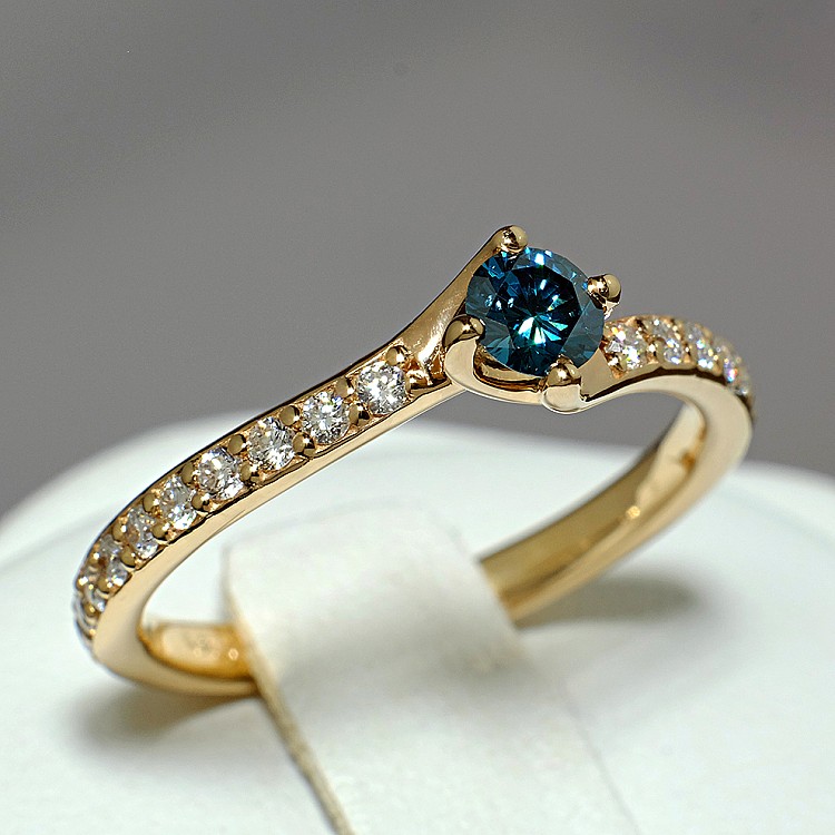 Inel de logodna din Aur 18k sau Platina cu Diamant Albastru - model i122358