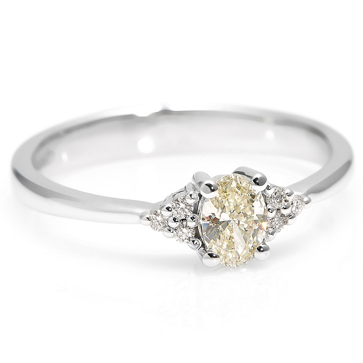 Inel de logodna din Aur 18k cu Diamant Oval certificat GIA - model i71845