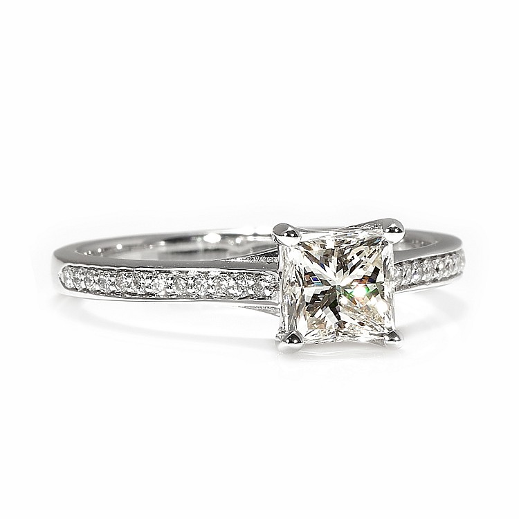 Inel de logodna din Aur Alb 18k cu Diamant Princess Certificat GIA - model i122604