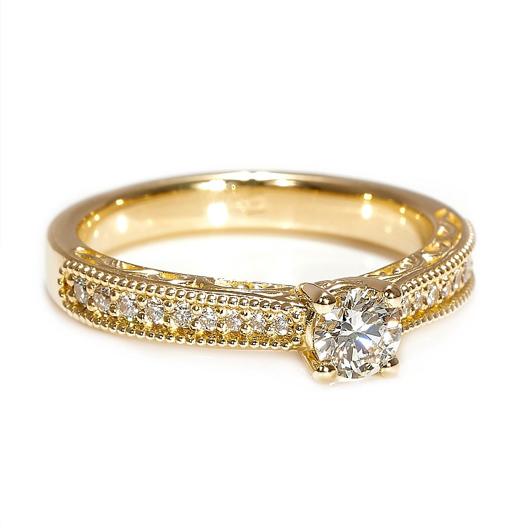 Inel de logodna din Aur 18k sau Platina cu Diamant Central Certificat GIA 0.30ct sau 0.40ct si Diamante secundare - model i122868