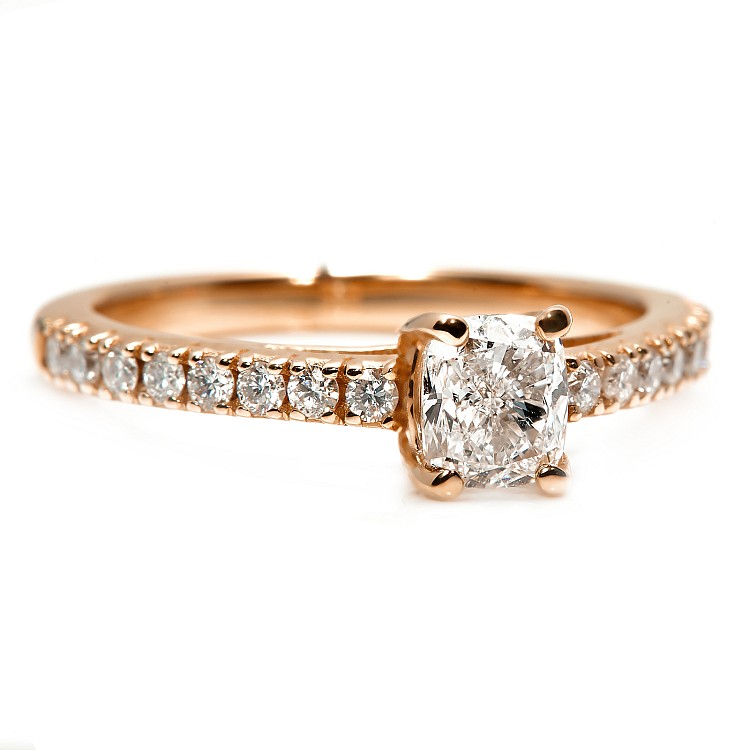 Inel de logodna Model Tiffany Novo din Aur 18k sau Platina cu Diamant Central Certificat GIA 0.50ct sau 0.70ct si Diamante secundare - model i645