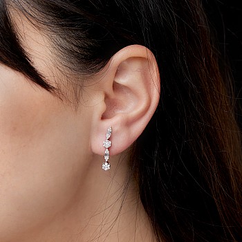 Cercei din Aur Alb 18k cu Diamante Bagheta si Rotunde - model c3619