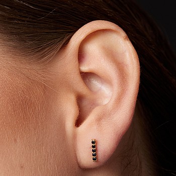 Cercei Stud din Aur sau Platina cu Diamante Naturale Negre - model c1975