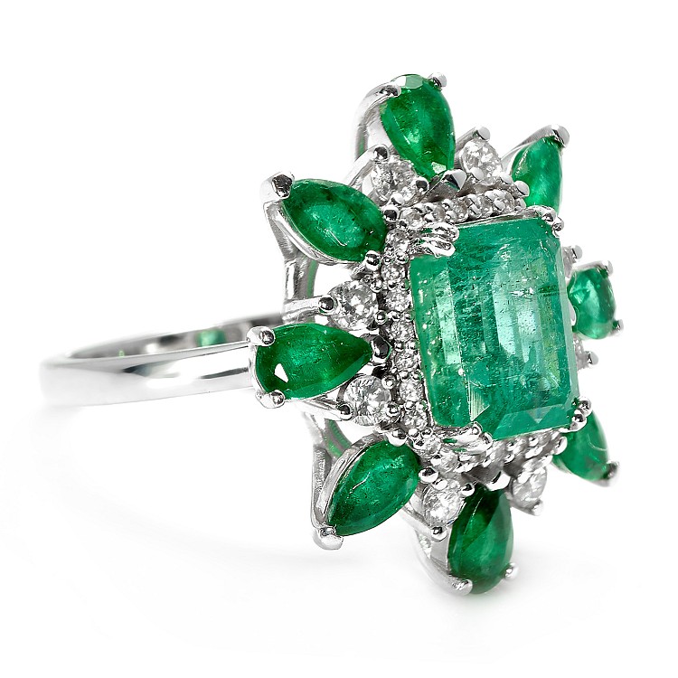 Inel Fashion din Aur cu Smaralde si Diamante - model i2752