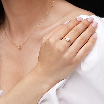 Inel Inimă din Aur cu Diamante Pară și Pătrat - model i3644