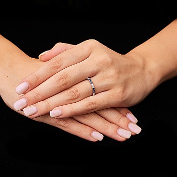 Inel Cadou din Aur sau Platina cu Diamante si Safire - model i033