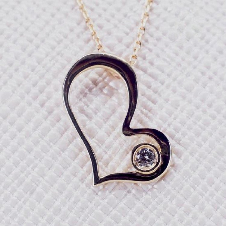 Pandantiv Inima cu Lantisor din Aur sau Platina cu Diamant - model pan1091