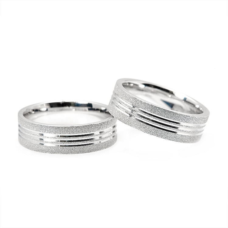 Verighete din Aur 18k sau Platina finisaj rola diamant - model v076