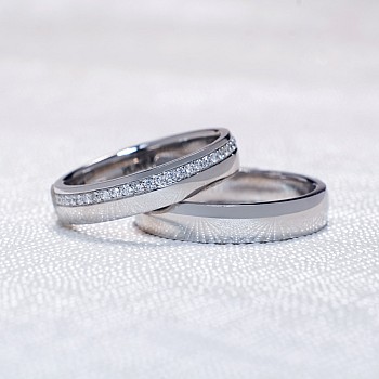 Verighete din Aur 18k sau Platina cu Diamante - model v105