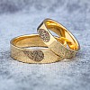 Verighete din Aur 18k sau Platina Personalizate cu Amprente in Forma de Inima - model v1836