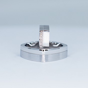 Verighete Patrate din Aur 18k sau Platina cu Diamante - model v189