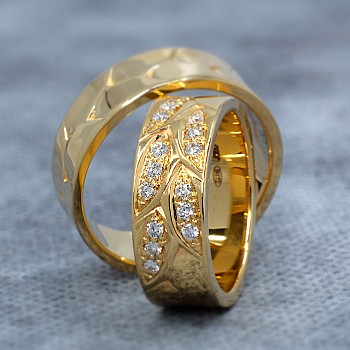 Verighete din Aur 18k cu Diamante - model v915