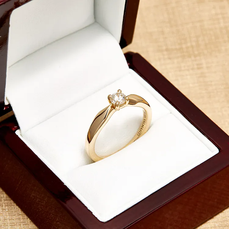 Inel de logodna din Aur 18K cu Diamant Briliant Certificat GIA - model i123018