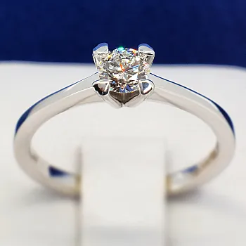 Inel de logodna din Aur cu Diamant Briliant Certificat GIA - model i513