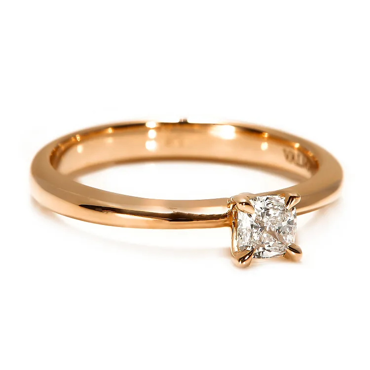 Inel de logodna din Aur cu Diamant Cushion Certificat GIA - model i3074
