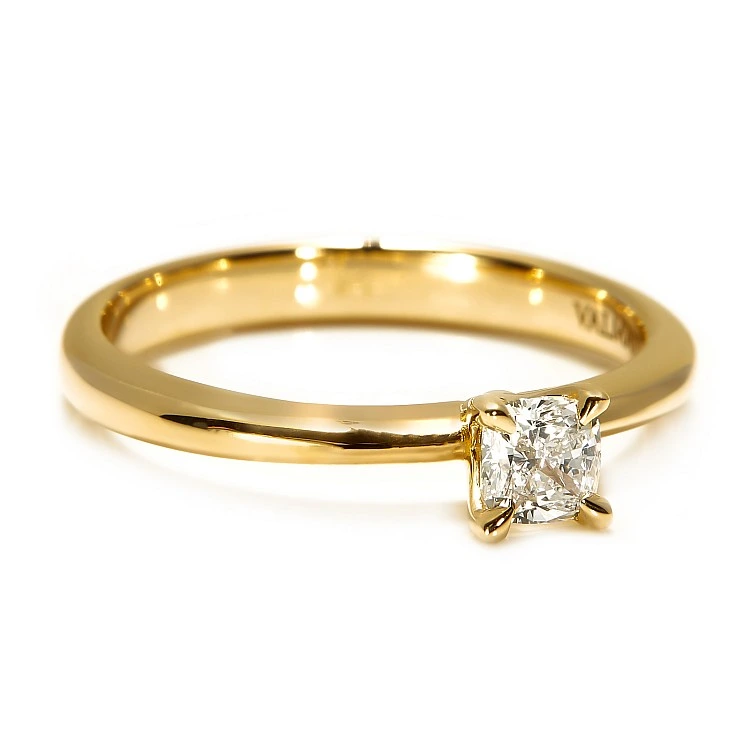 Inel de logodna din Aur cu Diamant Cushion Certificat GIA - model i3074