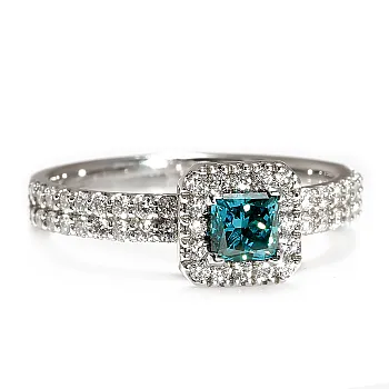 Inel Cadou din Aur 18k sau Platina cu Diamant Albastru Princess si Diamante Incolore - model i1061