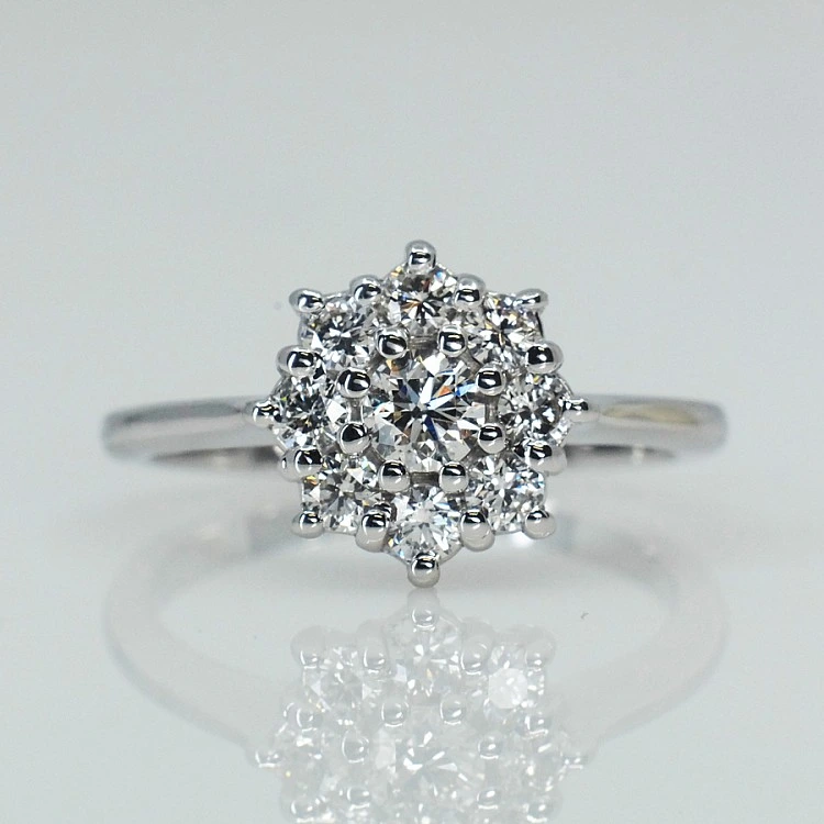 Inel de logodna sau aniversar din Aur 18k sau Platina cu Diamante - model i531