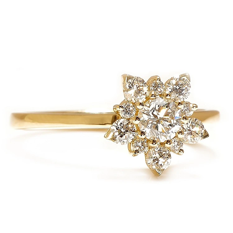 Inel de logodna model fulg de nea din Aur 18k sau Platina cu Diamant Central Certificat GIA 0.30ct sau 0.40ct si Diamante secundare - model i740