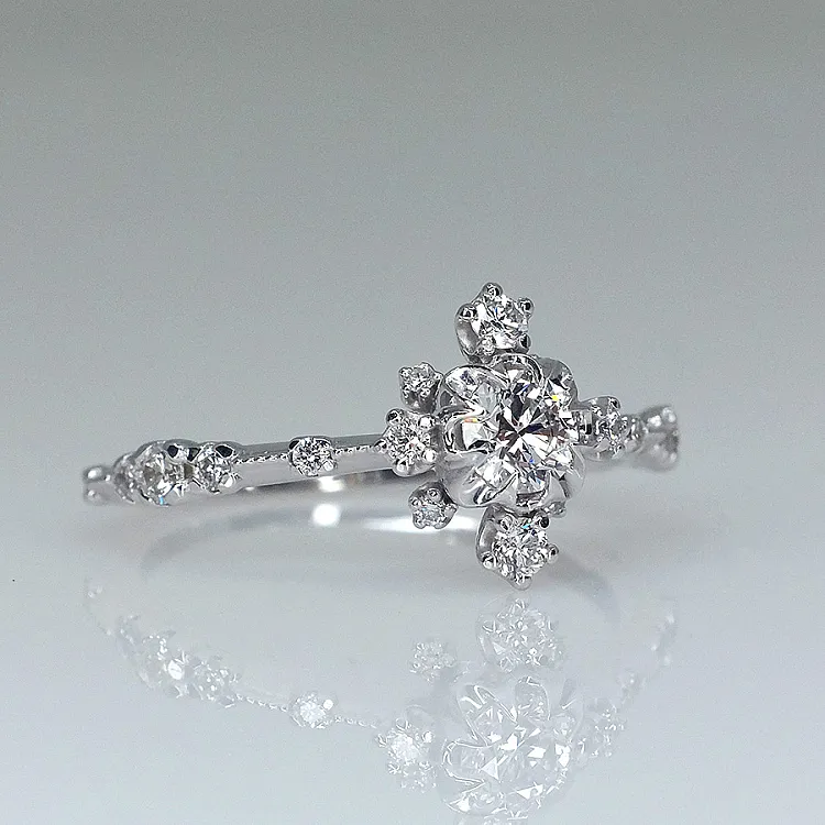 Inel de logodna Anturaj din Aur 18k cu Diamant Briliant certificat GIA - model i1509