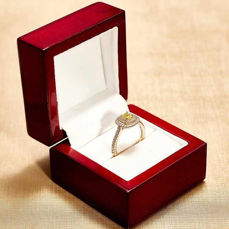 Inel de Logodnă Vintage din Aur Roz 18K cu Diamant Galben Cushion Lab Grown Certificat IGI - model I1903