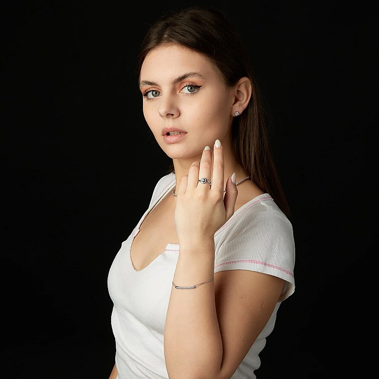Inel de logodna din Aur 18k sau Platina cu Diamant Albastru si Diamante - model i590