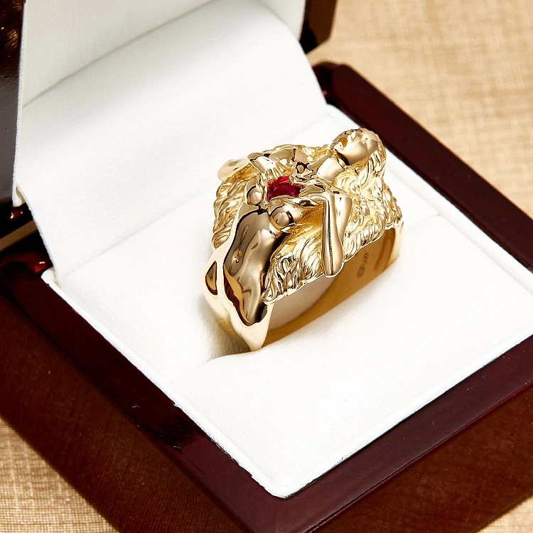 Inel Take My Heart din Aur cu Rubin - model i2749