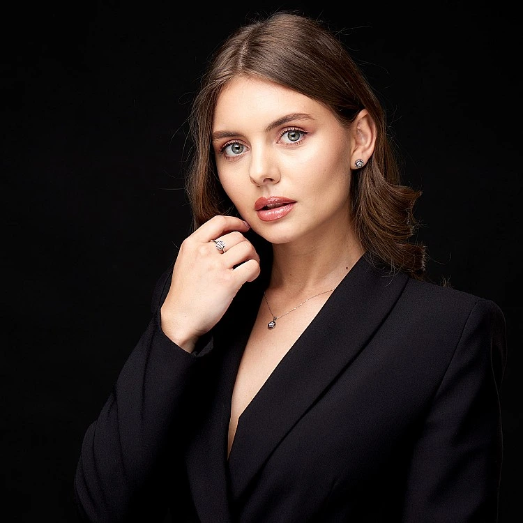 Inel din Aur cu Diamante Incolore Bagheta si Rotunde - model i3634