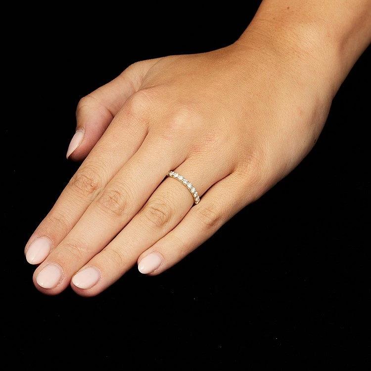 Inel Cadou din Aur cu Diamante - model i2029