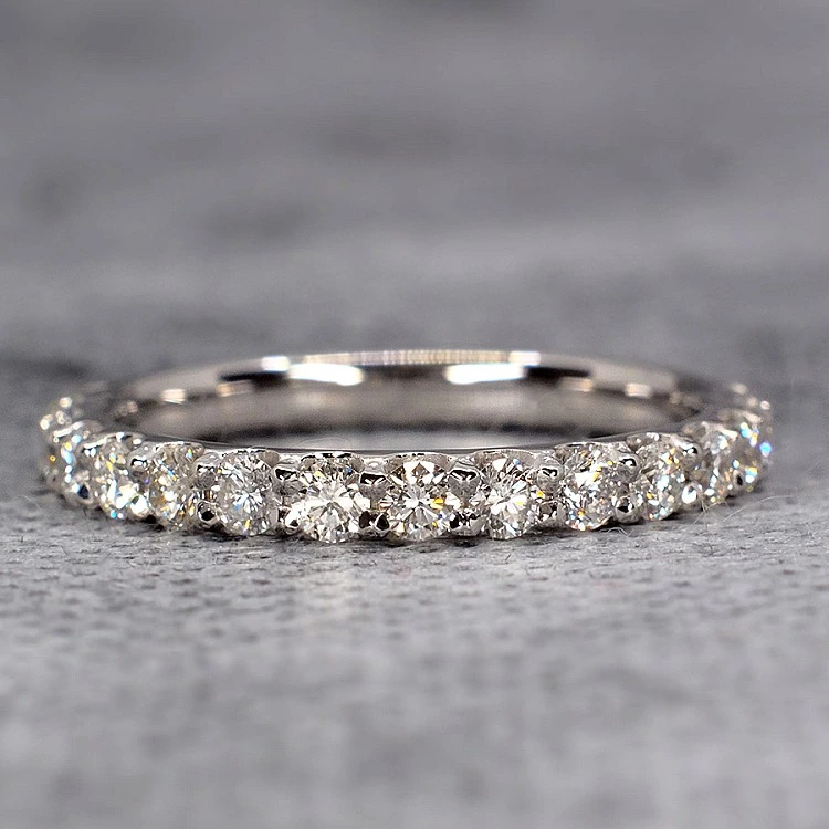 Inel Cadou din Aur sau Platina cu Diamante - model i033