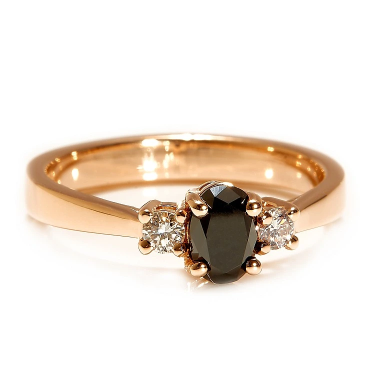 Inel de Logodna Three-Stone din Aur 18k sau Platina cu Diamant Negru Oval si Diamante Incolore - model i015