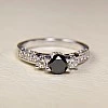Inel de logodna din Aur 18k sau Platina cu Diamant Negru si Diamante - model i510