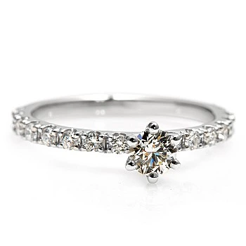 Inel de logodna din Aur 18K cu Diamant Rotund Certificat GIA si Diamante secundare - model i1869