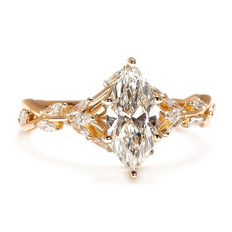 Inel de logodna din Aur cu Diamant Marquise certificat GIA - i4752