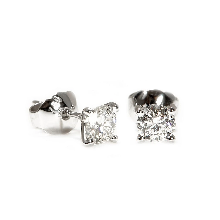 Cercei stud din Aur cu Diamante Incolore Certificate GIA 2.00ct - model c4523