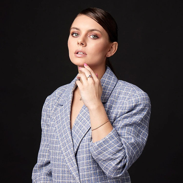 Inel Cadou din Aur sau Platina cu Ametist si Diamante - model i030