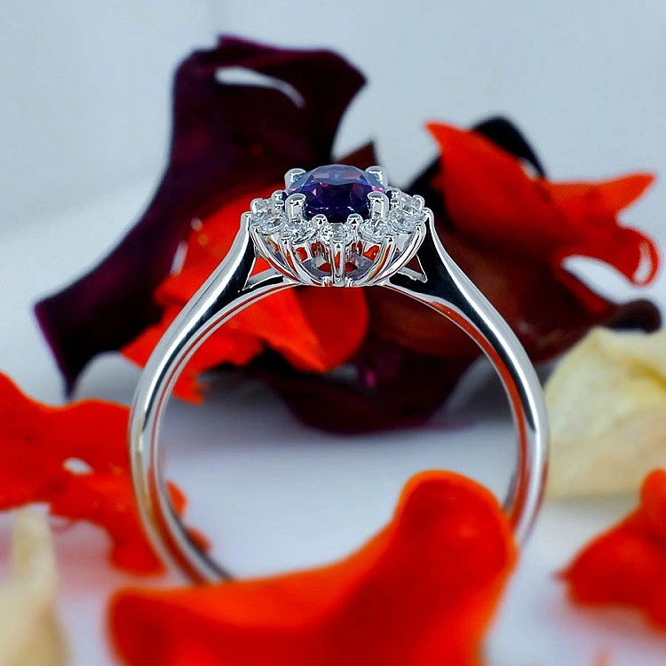 Inel Cadou Kate Middleton din Aur sau Platina cu Ametist si Diamante - model i055