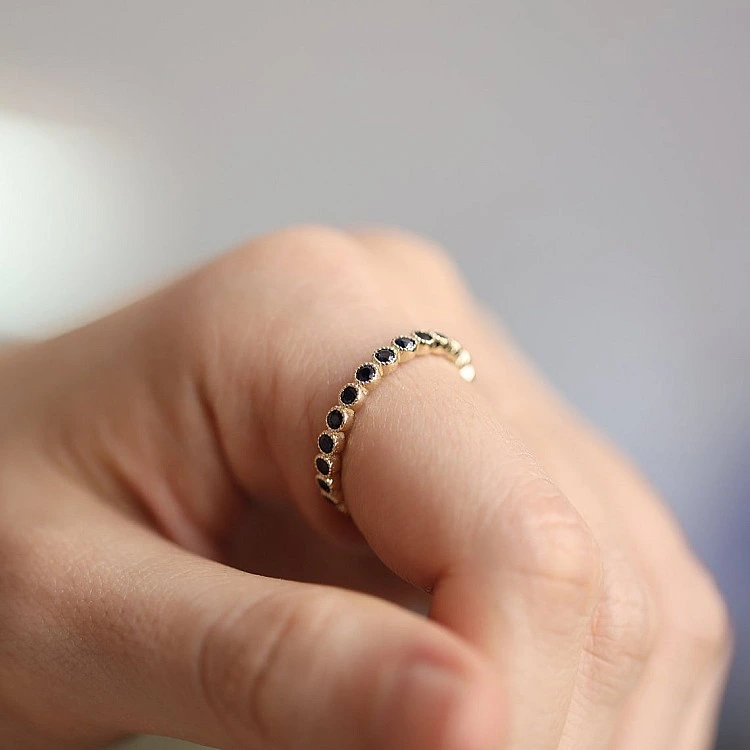 Inel Cadou din Aur sau Platina cu Safire - model i2003