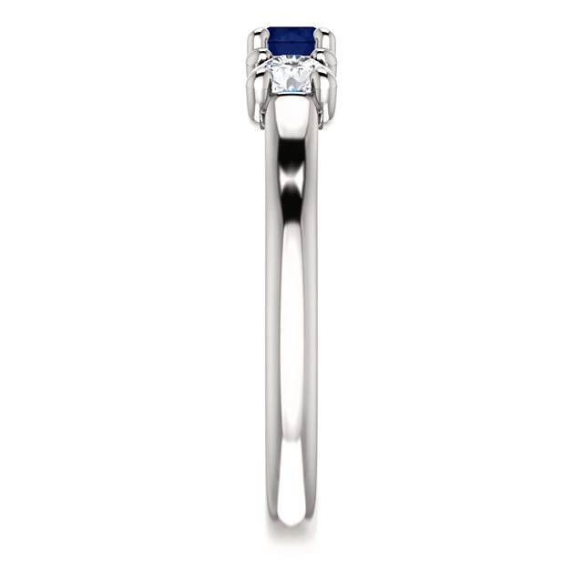Inel din Aur sau Platina cu Safir si Diamante - model 122105